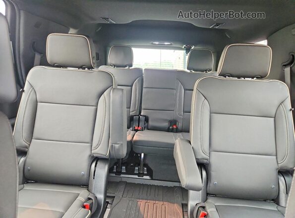 1GKS2BKD2TR222008 2026 GMC YUKON Blue Widok tylnych siedzeń