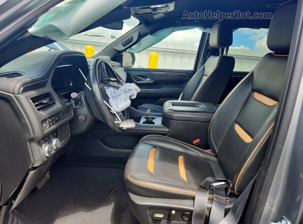 1GKS2CKD2PR163165 2023 GMC YUKON Серый Вид салона спереди