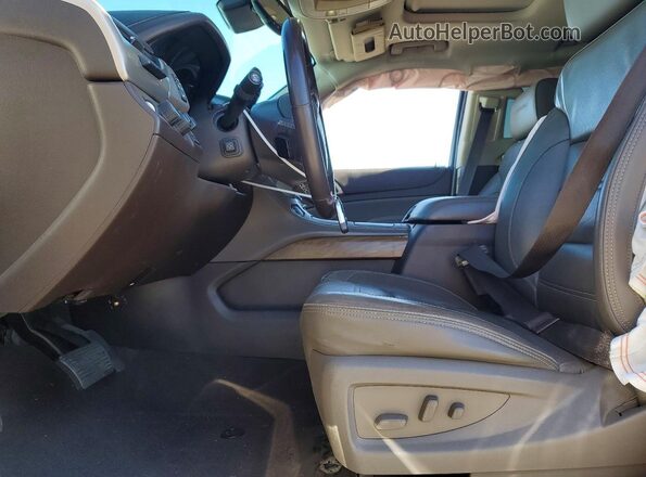 1GKS2CKJ8LR265070 2020 GMC YUKON White Vista interior delantera