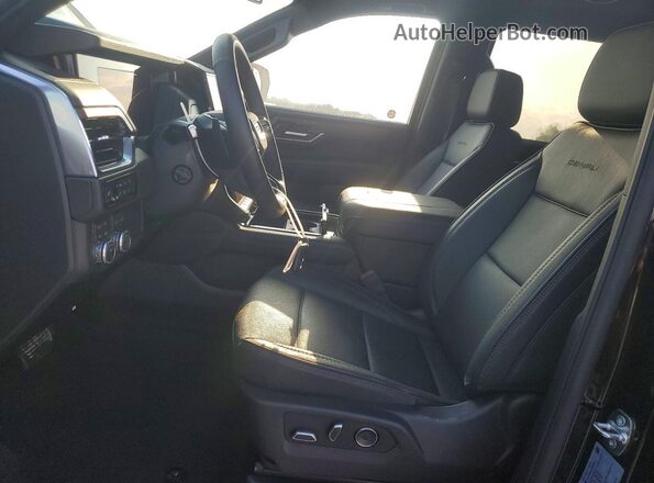 1GKS2DKL8TR323136 2026 GMC YUKON Black Vista interior delantera