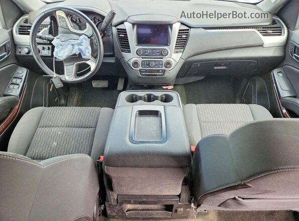 1GKS2FEC3JR395463 2018 GMC YUKON Silver Widok deski rozdzielczej