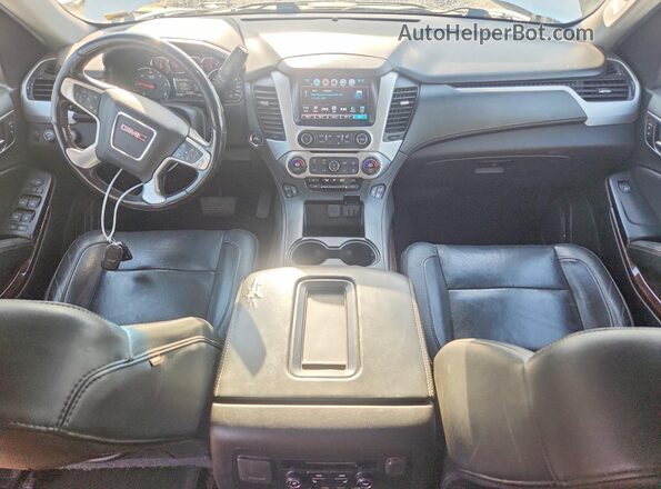 1GKS2GKC1JR332145 2018 GMC YUKON Белый Вид панели приборов