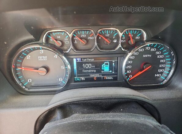 1GKS2GKC1JR332145 2018 GMC YUKON Белый Вид щитка приборов