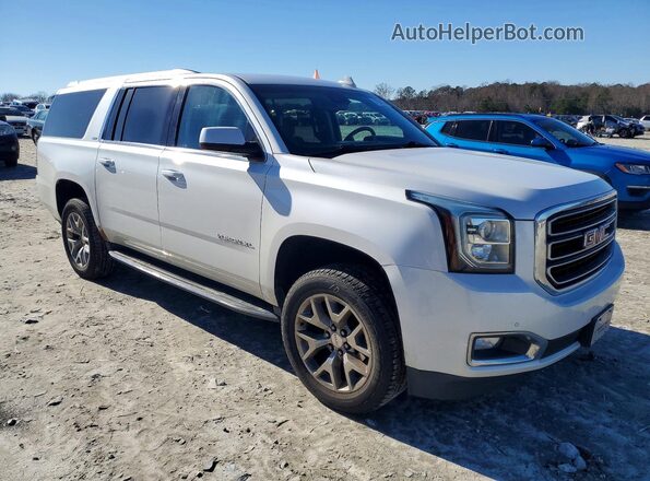 1GKS2GKC8JR255015 2018 GMC YUKON Белый Передняя правая четверть