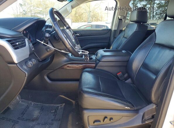 1GKS2GKC8JR255015 2018 GMC YUKON Белый Вид салона спереди