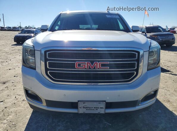 1GKS2GKC8JR255015 2018 GMC YUKON Белый Вид спереди