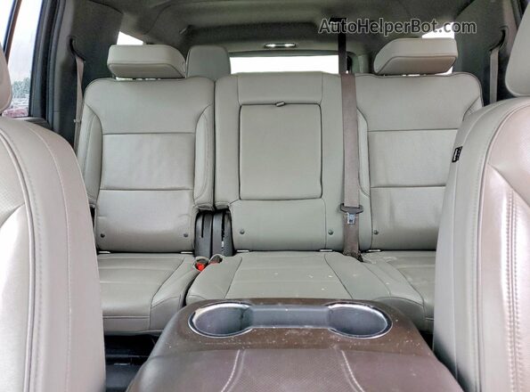 1GKS2GKD4MR214068 2021 GMC YUKON Tan Rear seats view