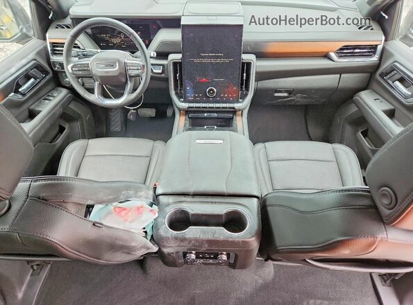 1GKS2JKL3TR268870 2026 GMC YUKON Черный Вид панели приборов