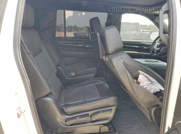 1GKS2JKT1PR484836 2023 GMC YUKON White Widok wnętrza z tyłu