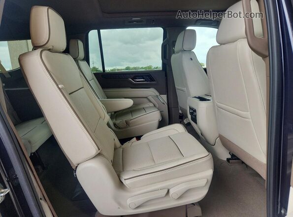 1GKS2JRL7SR237190 2025 GMC YUKON Gray უკანა სალონის ხედი