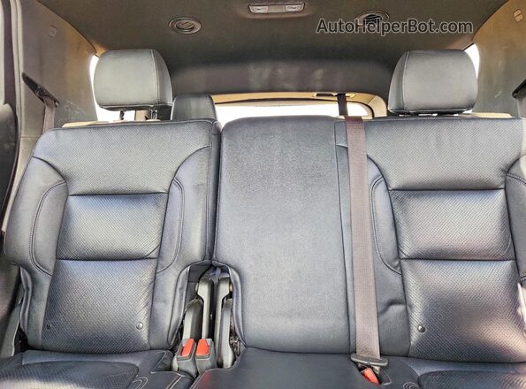 1GNERFKW2PJ259519 2023 CHEVROLET TRAVERSE White Вид задніх сидінь