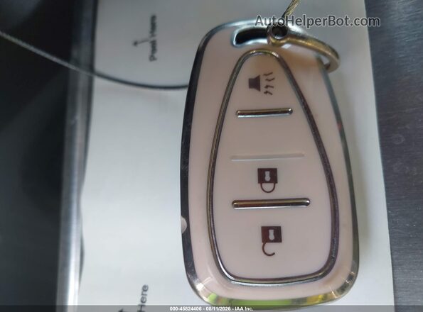 1GNERFKW8PJ294288 2023 CHEVROLET TRAVERSE Silver Dashboard view
