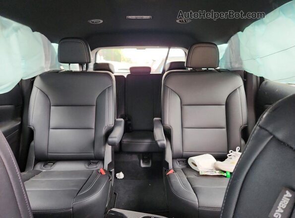 1GNERGKS1TJ271433 2026 CHEVROLET TRAVERSE Black Widok tylnych siedzeń