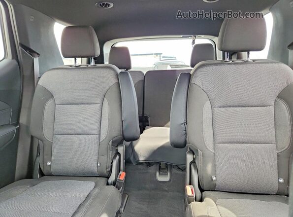 1GNERGKW7PJ109444 2023 CHEVROLET TRAVERSE Red Vista de los asientos traseros