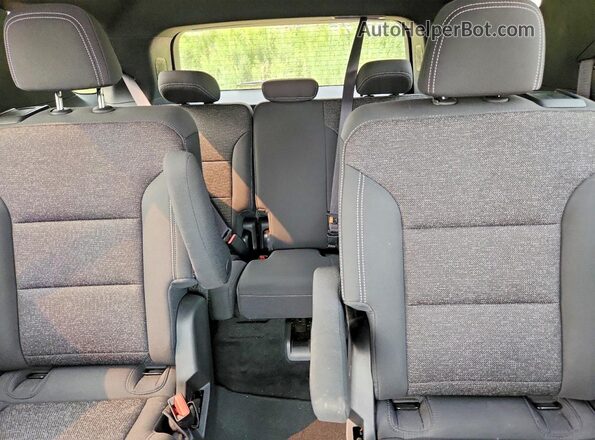 1GNERGRS3SJ131680 2025 CHEVROLET TRAVERSE Silver უკანა სავარძლების ხედი