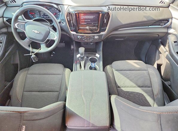 1GNEVFKW3MJ104209 2021 CHEVROLET TRAVERSE White Widok deski rozdzielczej
