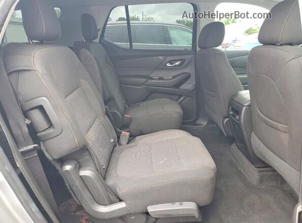 1GNEVGKW1JJ164653 2018 CHEVROLET TRAVERSE Silver Vista interior trasera
