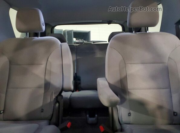 1GNEVGKW4JJ236493 2018 CHEVROLET TRAVERSE Красный Вид задних сидений