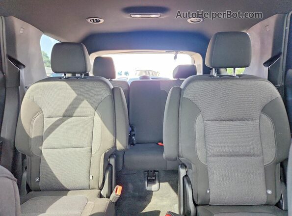 1GNEVGKW6PJ195695 2023 CHEVROLET TRAVERSE Red Vista de los asientos traseros
