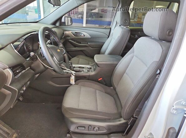1GNEVGKW6PJ343537 2023 CHEVROLET TRAVERSE Белый Вид салона спереди
