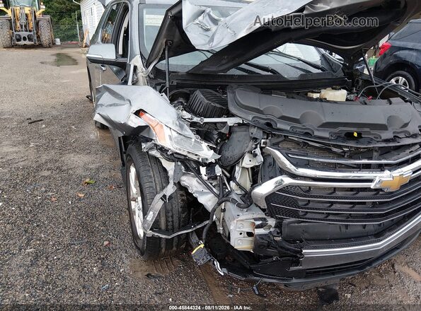 1GNEVGKW7JJ190884 2018 CHEVROLET TRAVERSE Серый Вид спереди
