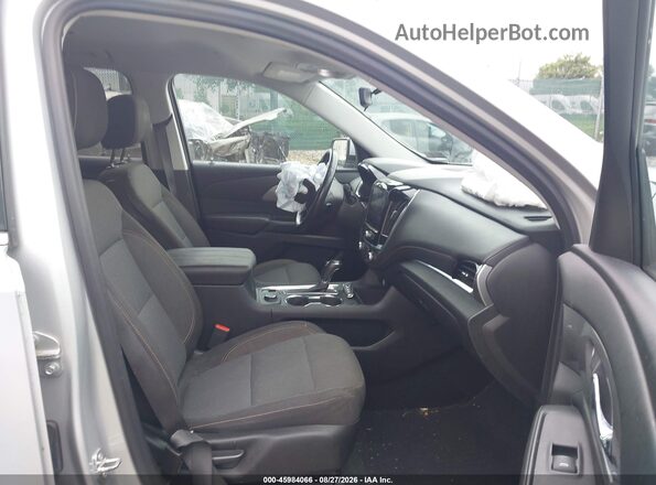 1GNEVGKW7JJ222488 2018 CHEVROLET TRAVERSE Gray Widok wnętrza z przodu