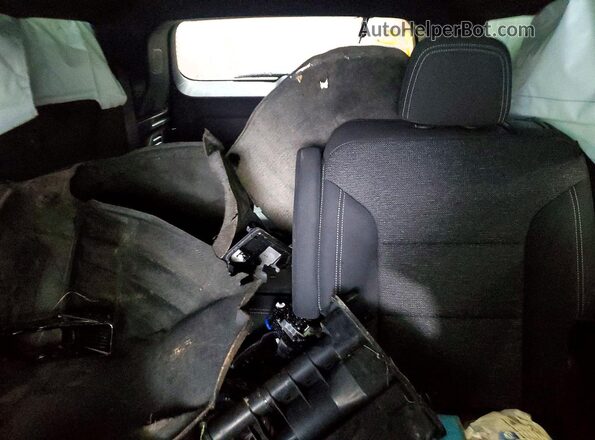 1GNEVGRS8SJ145294 2025 CHEVROLET TRAVERSE Silver Հետևի նստատեղերի տեսք