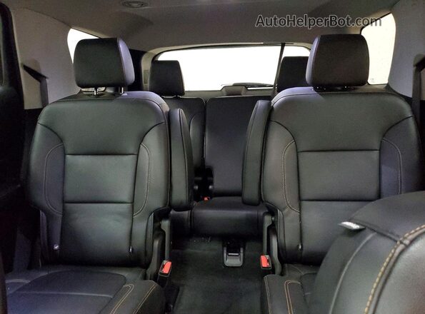 1GNEVHKW5MJ109245 2021 CHEVROLET TRAVERSE Black Widok tylnych siedzeń