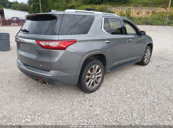 1GNEVJKW2JJ182964 2018 CHEVROLET TRAVERSE Gray Trasero derecho