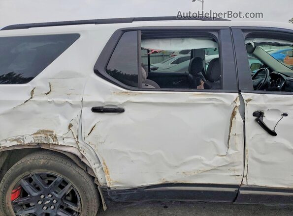 1GNEVKKW0MJ271345 2021 CHEVROLET TRAVERSE White Vista de los asientos traseros
