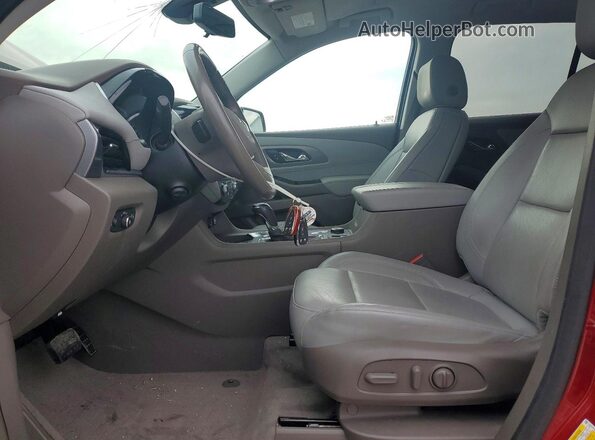 1GNEVKKW5LJ273736 2020 CHEVROLET TRAVERSE Бордовый Вид салона спереди
