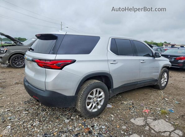 1GNEVLKW4NJ157971 2022 CHEVROLET TRAVERSE Silver Trasero derecho