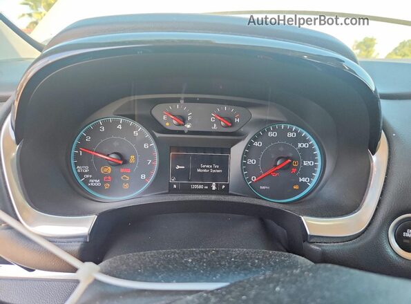 1GNEVLKW7KJ222002 2019 CHEVROLET TRAVERSE Silver ხელსაწყოთა პანელის ხედი