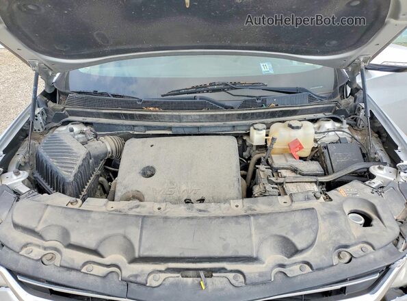 1GNEVMKW2KJ259979 2019 CHEVROLET TRAVERSE Silver Vista del compartimento del motor