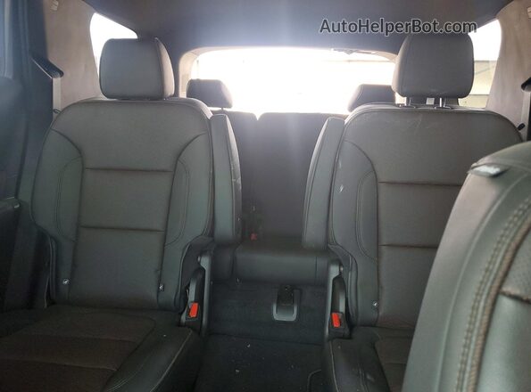 1GNEVNKW8NJ104444 2022 CHEVROLET TRAVERSE Maroon Widok tylnych siedzeń