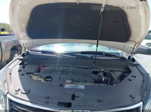 1GNKRFKD6GJ268175 2016 CHEVROLET TRAVERSE Белый Вид сзади