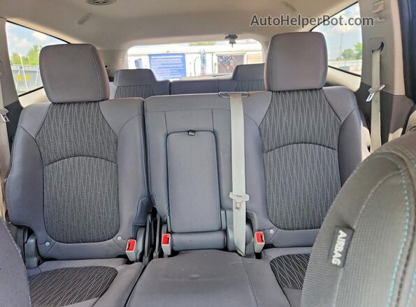 1GNKRFKD6GJ306410 2016 CHEVROLET TRAVERSE Black Widok tylnych siedzeń