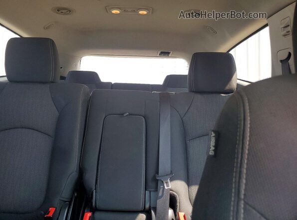 1GNKVGKD0HJ161691 2017 CHEVROLET TRAVERSE Black Vista de los asientos traseros