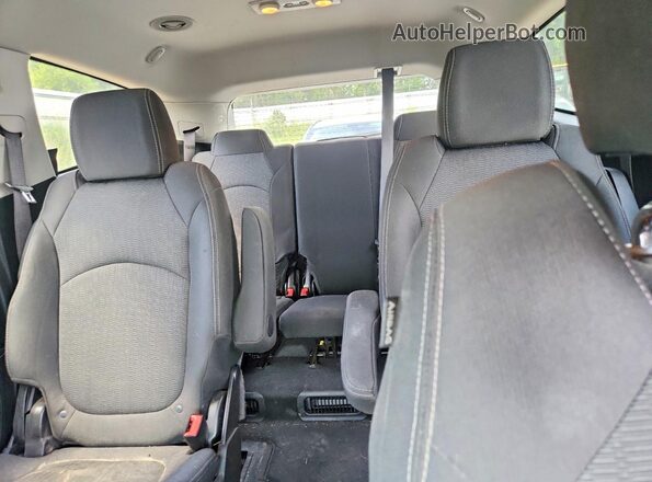 1GNKVGKD2HJ288801 2017 CHEVROLET TRAVERSE Угольный Вид задних сидений