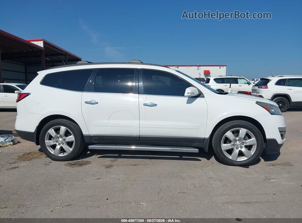 1GNKVGKD5HJ200839 2017 CHEVROLET TRAVERSE White Vista interior trasera