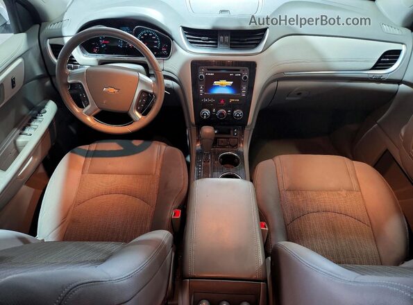 1GNKVGKD7HJ313014 2017 CHEVROLET TRAVERSE Серебряный Вид панели приборов