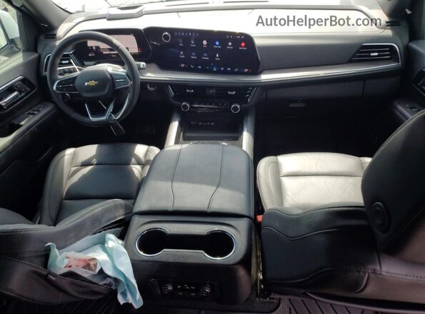 1GNS5NRD8SR221588 2025 CHEVROLET TAHOE White Առջևի վահանակի տեսք
