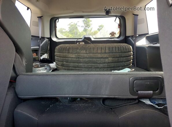 1GNSCAKC2HR390773 2017 CHEVROLET TAHOE Blue Rear seats view