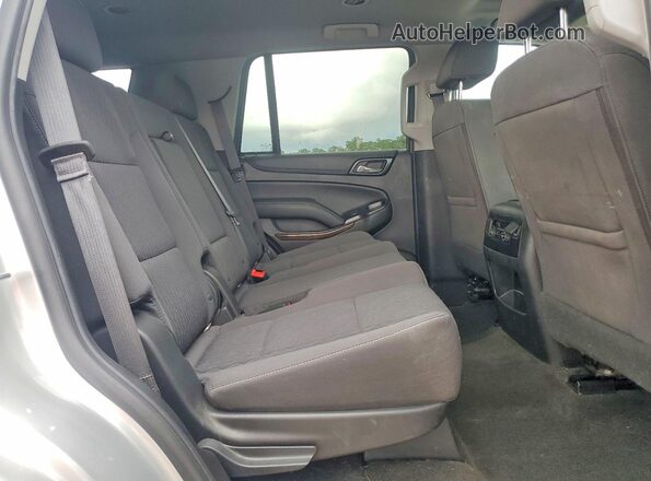 1GNSCAKC5JR199645 2018 CHEVROLET TAHOE Silver Vista de los asientos traseros