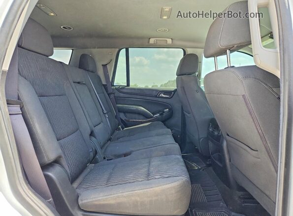 1GNSCAKC7GR239989 2016 CHEVROLET TAHOE White Widok wnętrza z tyłu