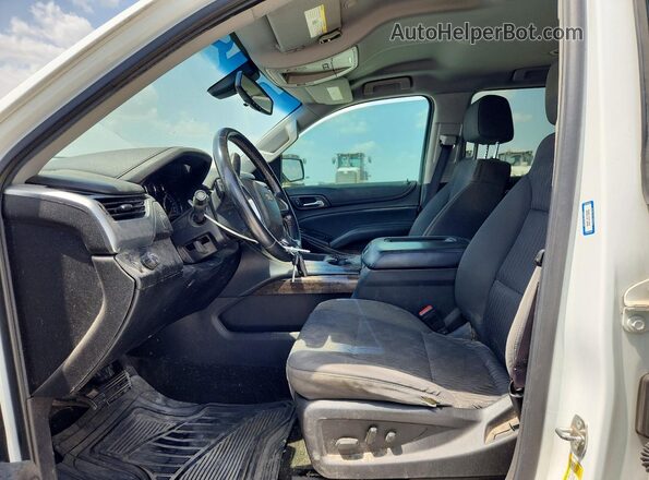 1GNSCAKC7GR239989 2016 CHEVROLET TAHOE White Widok wnętrza z przodu