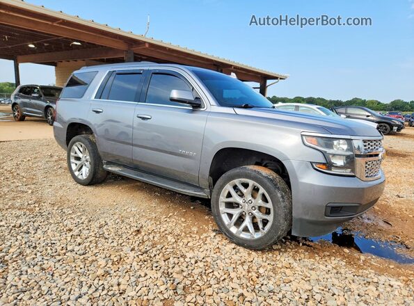 1GNSCBKC0JR274502 2018 CHEVROLET TAHOE Gray Delantero derecho