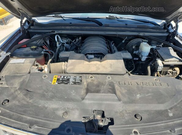 1GNSCBKC1JR389058 2018 CHEVROLET TAHOE Серый Вид подкапотного пространства