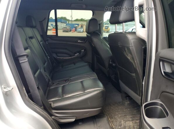 1GNSCBKC2LR140688 2020 CHEVROLET TAHOE Silver Vista interior trasera