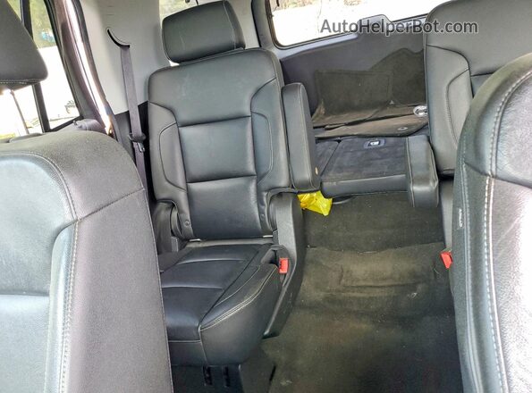 1GNSCBKC4GR175559 2016 CHEVROLET TAHOE Charcoal Widok tylnych siedzeń